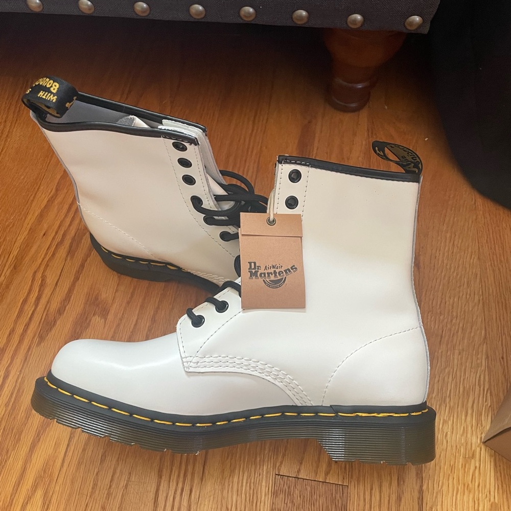 BRAND NEW: Doc Martens never worn!!!